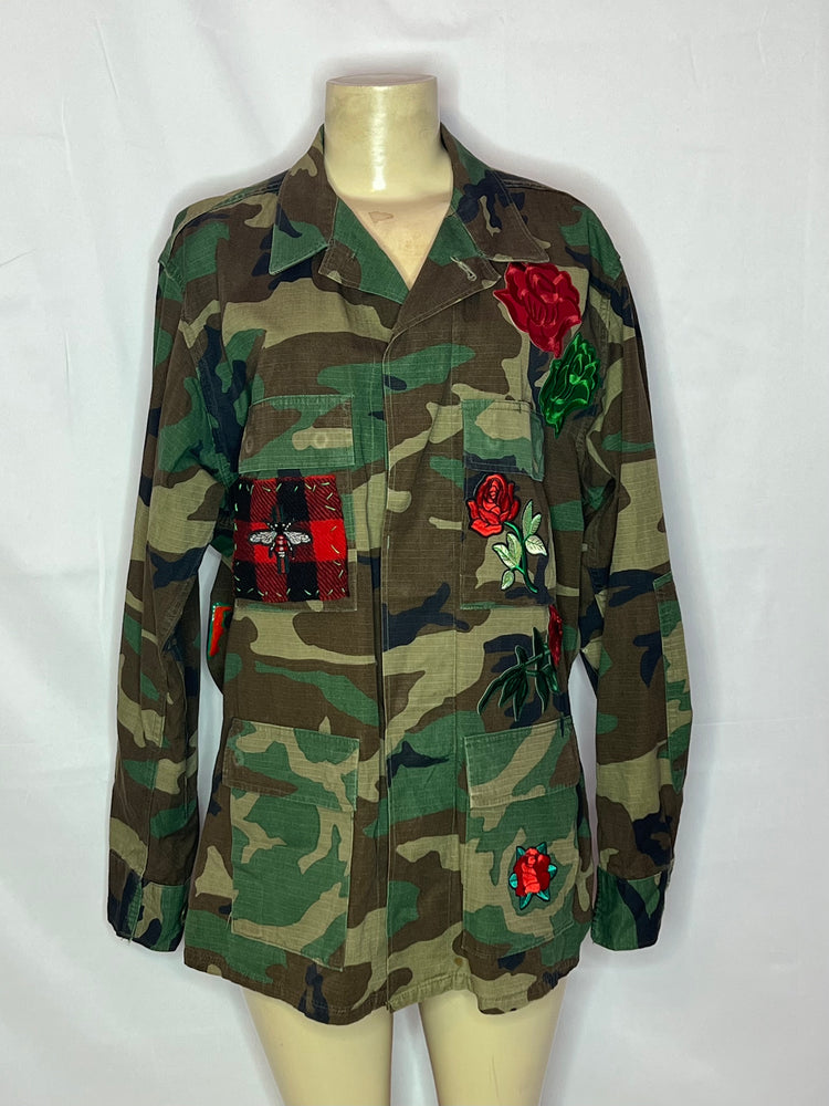Camouflage The Red Bee unisex jacket size medium