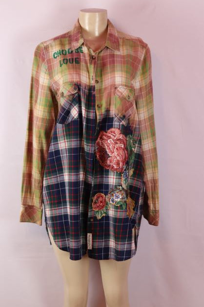 Dyed Flannel long sleeve knee length shirt size large